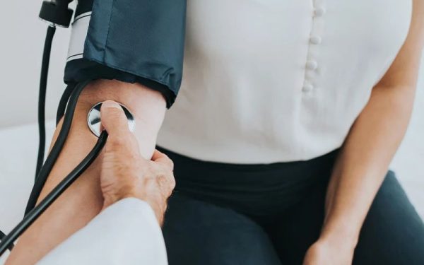 Životne navike koje pomažu u kontroli visokog krvnog pritiska